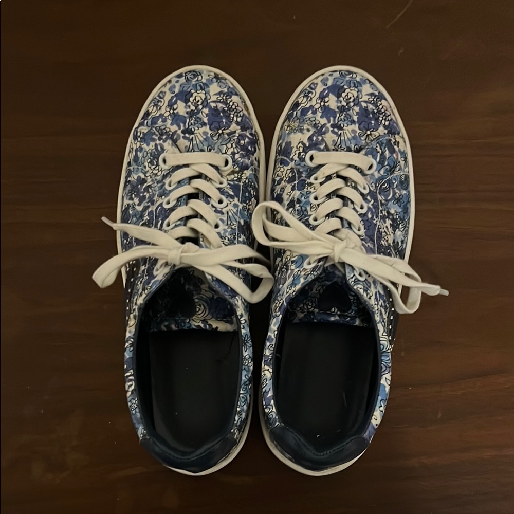 Floral Blue Women’s Sneakers